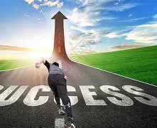 米切尔极限撤步三分迎射防守