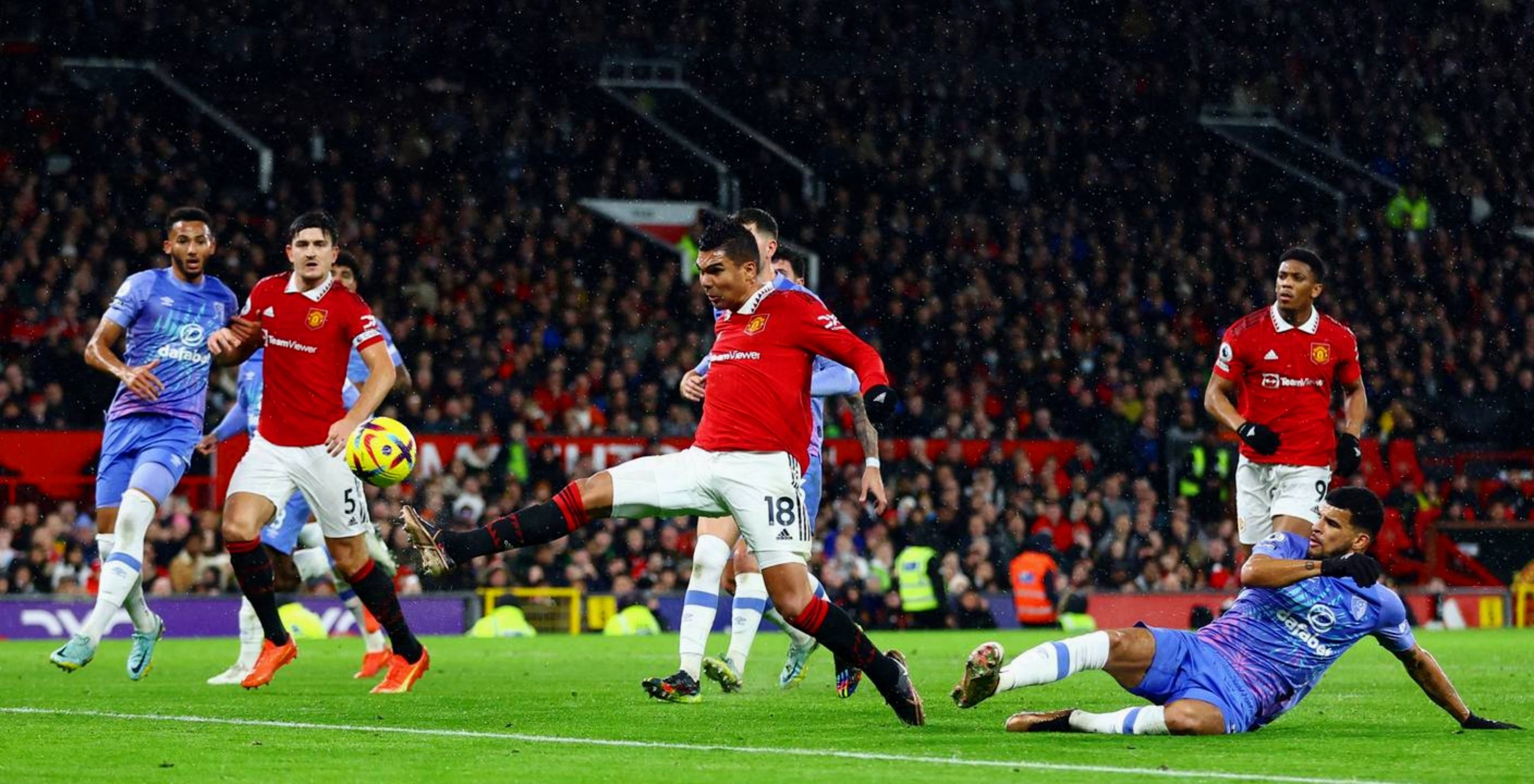 开云-包含巴黎圣日耳曼围绕亚冠防线松动里程碑夜曼联再遭质疑，曼联内部会议纪要流出——赛前豪取连胜直接炸裂的词条